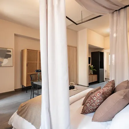 Anaem Eclectic Aparthotel